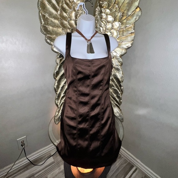 Ten by Babaton- Aritzia Mocha Curve Hugging Premiere Dress, 4 - Picture 6 of 14